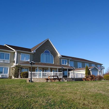 Auberge Bouctouche Inn & Suites 외부 사진
