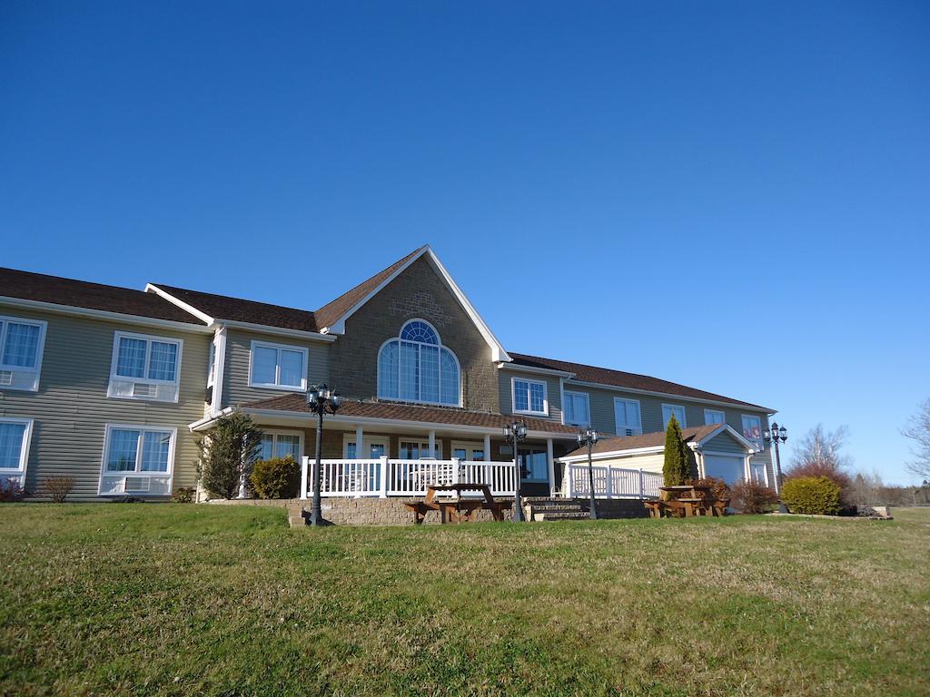 Auberge Bouctouche Inn & Suites 외부 사진